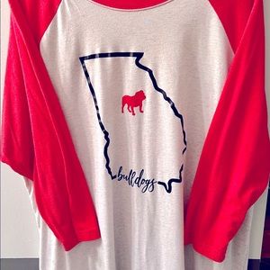 GA Bulldogs // UGA  Soft & Comfy Raglan/Baseball Tee. 2X but could fit up to 3X